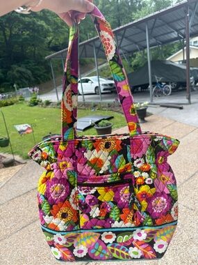 Vera Bradley Laura Gathered Cinch Tote Bag | Retired Va Va Bloom Pattern